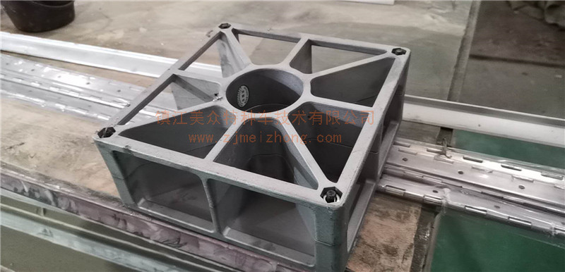 �a(ch��n)Ʒ�б�